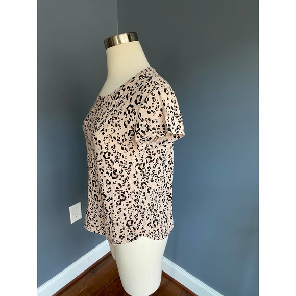 H&M leopard t shirt, size XS - Picture 2 of 5